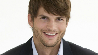 Ashton Kutcher olyat tett, mint még soha! Megadta a telefonszámát a rajongóinak
