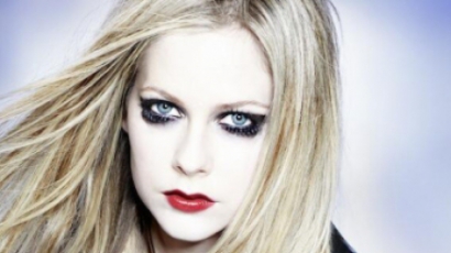 Avril Lavigne lemeze nyáron érkezik