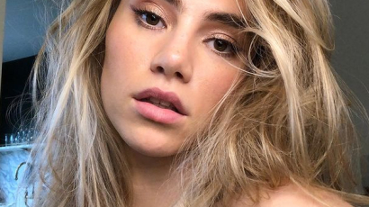 Az álomruháját viselte Suki Waterhouse Taylor Swift előzenekaraként