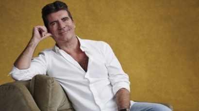 Betörtek Simon Cowell házába