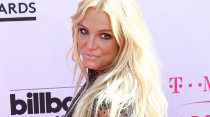 Britney Spears az exe, Justin Timberlake zenéjére táncolt, miután perrel fenyegette