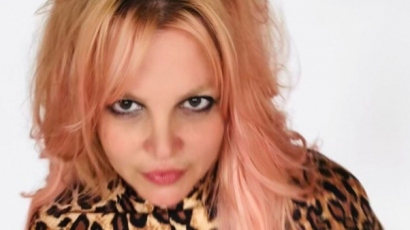 Britney Spears szerint milliós összeggel zsarolja az apja