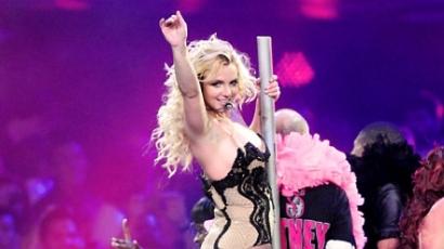 Britney Spearst megharapta egy rajongó
