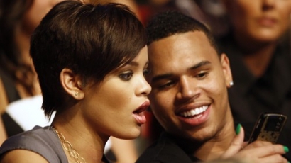 Chris Brown újra Rihanna közelében lehet