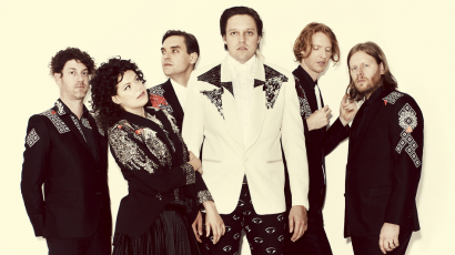 Csillogó kényelem: új Arcade Fire klip érkezett