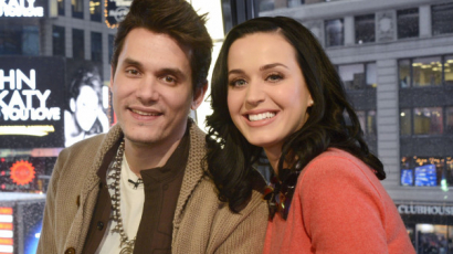 Dallal és virágokkal próbálja visszahódítani Katy Perryt John Mayer