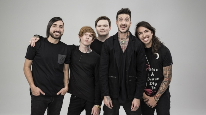 Dalpremier: Of Mice & Men – Contagious