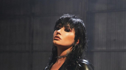 Demi Lovato elárulta, hogyan sikerült elvágnia a homlokát egy kristállyal