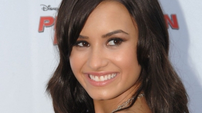Demi Lovato visszatért dolgozni