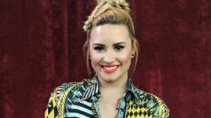 Demi Lovato Afrikába utazik a szülinapján