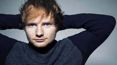 Ed Sheeran meglepte beteg rajongóját
