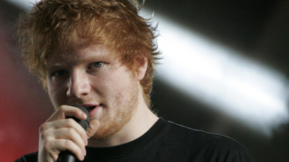 Ed Sheeran szó szerint megásta a saját sírját