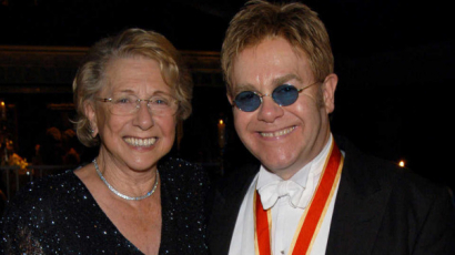 Édesanyját gyászolja Elton John