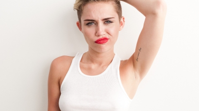 Elhalasztotta a Bangerz időpontjait Miley Cyrus