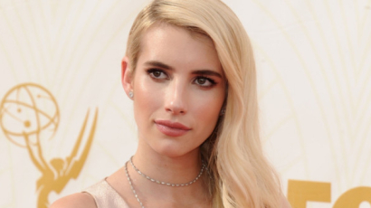 Emma Roberts transzfób? Egy korábbi munkatársa vádolta meg