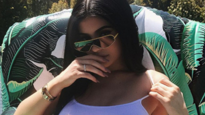 Ezt már nem magyarázza ki! Itt a bizonyíték, hogy Kylie Jenner megműttette a melleit