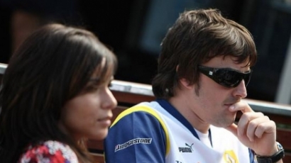 Fernando Alonso és Raquel del Rosairo válnak