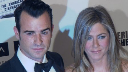 Hiába jegyezte el új szerelmét, Justin Theroux még mindig védelmezi Jennifer Anistont