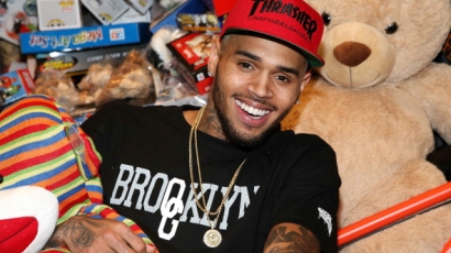 Ismét csattant a bilincs Chris Brown csuklóján