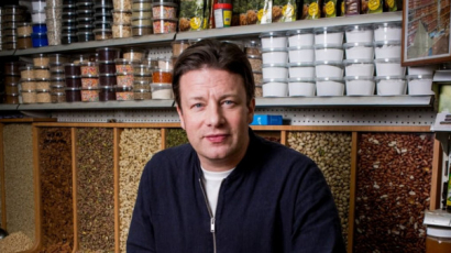 Jamie Oliver gyönyörű fotót osztott meg feleségéről