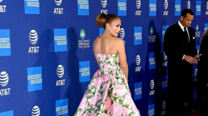 Jennifer Lopez lélegzetelállító volt virágos ruhájában