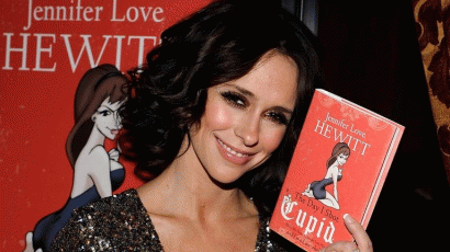 Jennifer Love Hewitt önsegítő könyvet írt