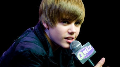 Justin Bieber vagyonokat költ a hajára