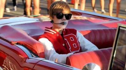 Justin Bieber: Hamarosan U Smile-klippremier!