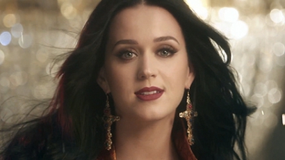 Katy Perry feltételek nélkül szeret