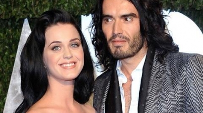 Katy Perry férjét kitiltották Japánból