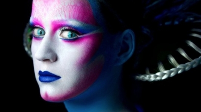 Katy Perry földönkívülivé változott