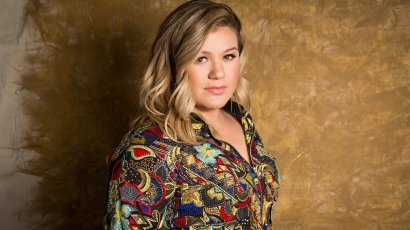 Kelly Clarkson mentorként tér vissza az American Idolba