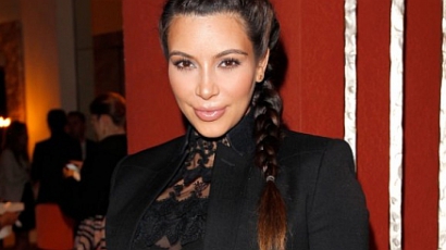 Kim Kardashian méhlepényre vágyik