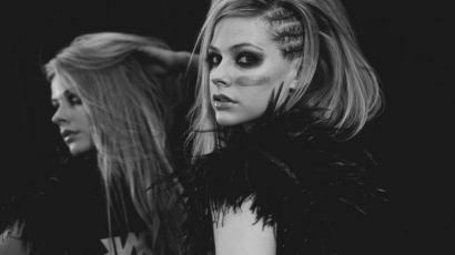 Kiszivárgott Avril Lavigne legújabb lemeze! 