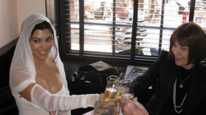Kourtney Kardashian eddig nem látott fotókat posztolt esküvőjéről