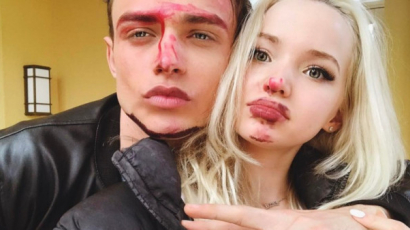 Közös tetoválást csináltatott Dove Cameron és Thomas Doherty