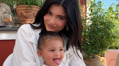 Kylie Jenner akart egy második gyermeket szerelmétől, szakítás lett a vége