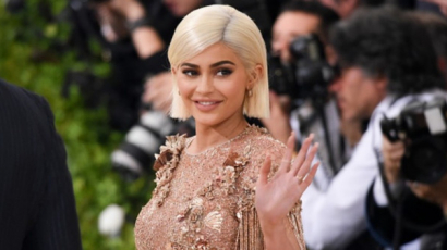 Kylie Jenner ki szeretne lépni híres nővérei árnyékából