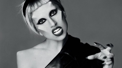 Lady Gaga adakozóktól sikkasztott?