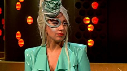 Lady Gaga érzéstelenítő alsóneműt hord
