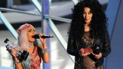 Lady Gaga és Cher közösen dolgozik?