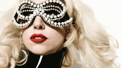 Lady GaGa Madonna trónjára tör