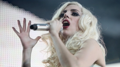 Lady Gaga slágere metalváltozatban