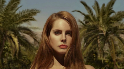 Lana Del Rey megmagyarázta hálós maszkját