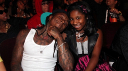 Lil Wayne lánya apja nyomdokaiba lép