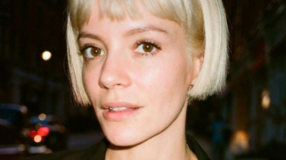 Lily Allen meglepő dolgot árult el a szüzessége elvesztéséről