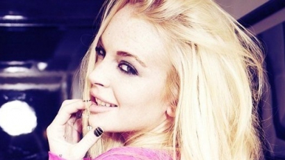 Lindsay Lohan újra a nyilvánosság előtt
