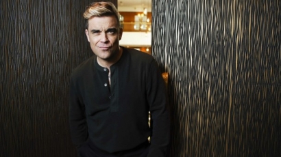 Megérkezett Budapestre Robbie Williams