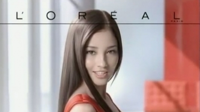 Meisa Kuroki a L'Oréal Paris arca lett