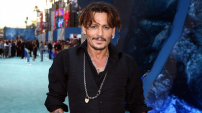 Menesztésétől függetlenül is egy vagyont keres Johnny Depp a Legendás állatok harmadik részén